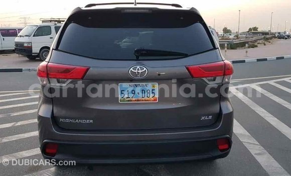 Buy Import Toyota Highlander Other Car in Import - Dubai in Arusha Buy Import Toyota Highlander Other Car in Import - Dubai in Arusha