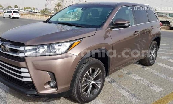 Buy Import Toyota Highlander Brown Car in Import - Dubai in Arusha Buy Import Toyota Highlander Brown Car in Import - Dubai in Arusha
