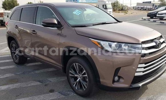 Buy Import Toyota Highlander Brown Car in Import - Dubai in Arusha Buy Import Toyota Highlander Brown Car in Import - Dubai in Arusha