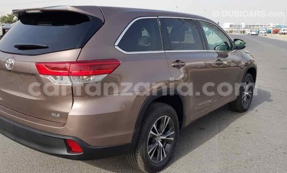 Buy Import Toyota Highlander Brown Car in Import - Dubai in Arusha Buy Import Toyota Highlander Brown Car in Import - Dubai in Arusha
