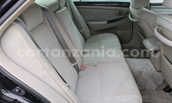 Buy Import Toyota Crown Black Car in Dar es Salaam in Dar es Salaam Buy Import Toyota Crown Black Car in Dar es Salaam in Dar es Salaam