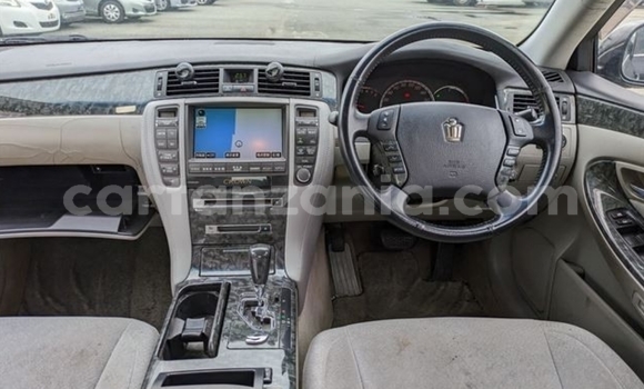 Buy Import Toyota Crown Black Car in Dar es Salaam in Dar es Salaam Buy Import Toyota Crown Black Car in Dar es Salaam in Dar es Salaam