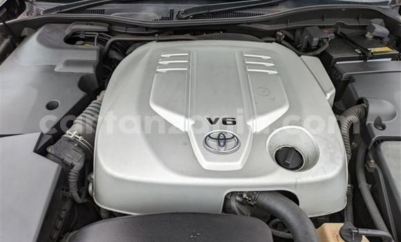 Buy Import Toyota Crown Black Car in Dar es Salaam in Dar es Salaam Buy Import Toyota Crown Black Car in Dar es Salaam in Dar es Salaam