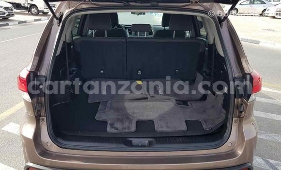 Buy Import Toyota Highlander Brown Car in Import - Dubai in Arusha Buy Import Toyota Highlander Brown Car in Import - Dubai in Arusha