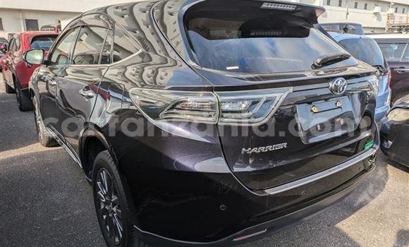 Nunua Imported Toyota Harrier Nyeusi Gari ndani ya Dar es Salaam nchini Dar es Salaam Nunua Imported Toyota Harrier Nyeusi Gari ndani ya Dar es Salaam nchini Dar es Salaam