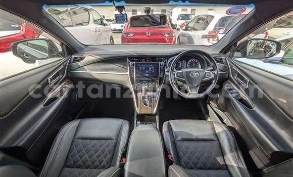 Nunua Imported Toyota Harrier Nyeusi Gari ndani ya Dar es Salaam nchini Dar es Salaam Nunua Imported Toyota Harrier Nyeusi Gari ndani ya Dar es Salaam nchini Dar es Salaam