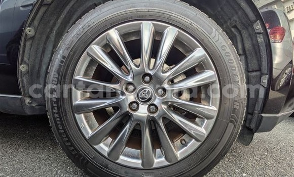 Nunua Imported Toyota Harrier Nyeusi Gari ndani ya Dar es Salaam nchini Dar es Salaam Nunua Imported Toyota Harrier Nyeusi Gari ndani ya Dar es Salaam nchini Dar es Salaam