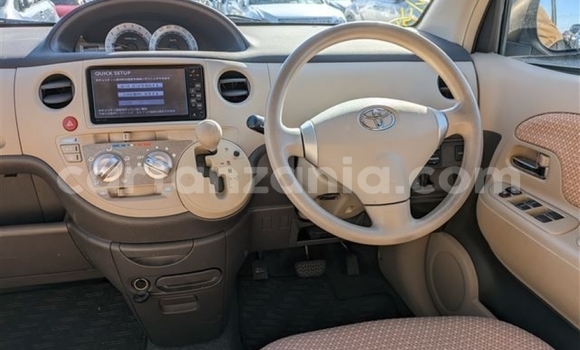 Buy Import Toyota Sienta White Car in Dar es Salaam in Dar es Salaam Buy Import Toyota Sienta White Car in Dar es Salaam in Dar es Salaam