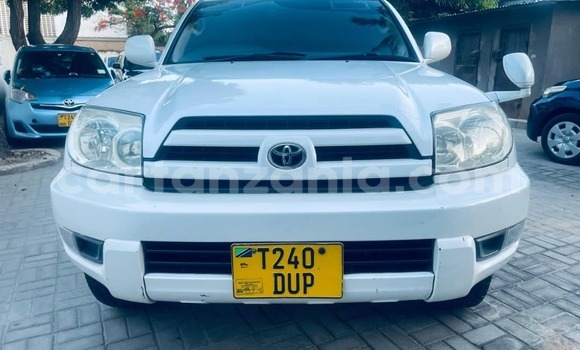 Buy Used Toyota Hilux White Car in Dar es Salaam in Dar es Salaam