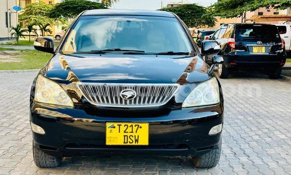 Nunua Ilio tumika Toyota Harrier Nyeusi Gari ndani ya Dar es Salaam nchini Dar es Salaam