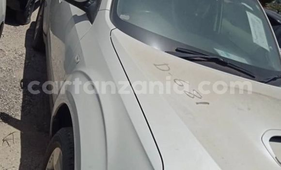 Buy Import Subaru Forester White Car in Dar es Salaam in Dar es Salaam Buy Import Subaru Forester White Car in Dar es Salaam in Dar es Salaam