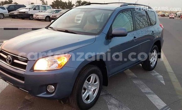 Nunua Imported Toyota RAV4 Bluu Gari ndani ya Import - Dubai nchini Arusha Nunua Imported Toyota RAV4 Bluu Gari ndani ya Import - Dubai nchini Arusha