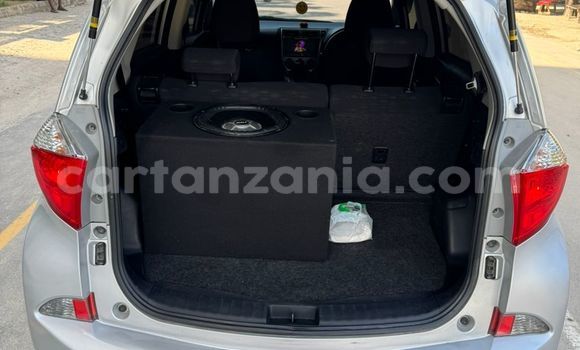 Nunua Ilio tumika Toyota Ractis Fedha Gari ndani ya Dar es Salaam nchini Dar es Salaam Nunua Ilio tumika Toyota Ractis Fedha Gari ndani ya Dar es Salaam nchini Dar es Salaam