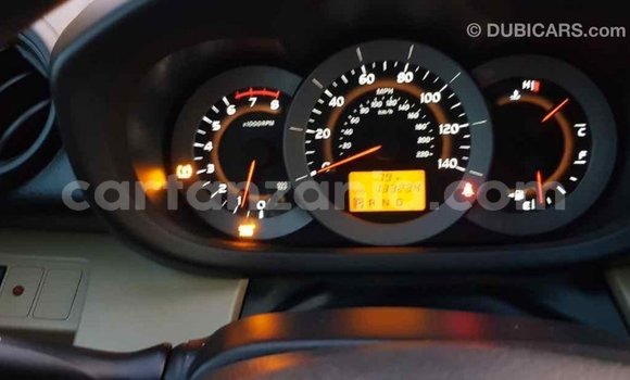 Nunua Imported Toyota RAV4 Bluu Gari ndani ya Import - Dubai nchini Arusha Nunua Imported Toyota RAV4 Bluu Gari ndani ya Import - Dubai nchini Arusha