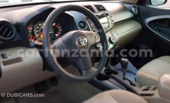 Nunua Imported Toyota RAV4 Bluu Gari ndani ya Import - Dubai nchini Arusha Nunua Imported Toyota RAV4 Bluu Gari ndani ya Import - Dubai nchini Arusha