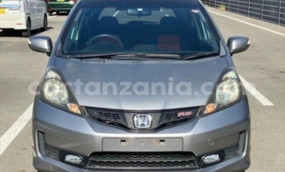 Nunua Imported Honda FIT Nyingine Gari ndani ya Dar es Salaam nchini Dar es Salaam Nunua Imported Honda FIT Nyingine Gari ndani ya Dar es Salaam nchini Dar es Salaam