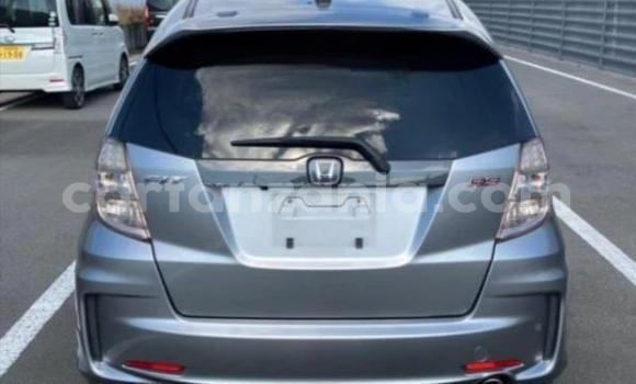 Nunua Imported Honda FIT Nyingine Gari ndani ya Dar es Salaam nchini Dar es Salaam Nunua Imported Honda FIT Nyingine Gari ndani ya Dar es Salaam nchini Dar es Salaam