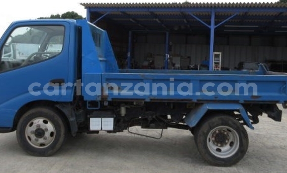 Buy Import Toyota Town Ace Blue Car in Monduli in Arusha Buy Import Toyota Town Ace Blue Car in Monduli in Arusha