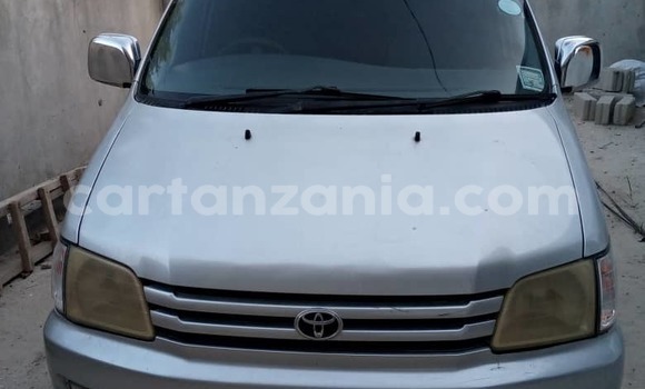 Nunua Ilio tumika Toyota Noah Fedha Gari ndani ya Dar es Salaam nchini Dar es Salaam Nunua Ilio tumika Toyota Noah Fedha Gari ndani ya Dar es Salaam nchini Dar es Salaam