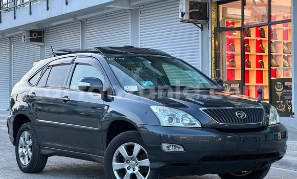 Nunua Imported Toyota Harrier Nyingine Gari ndani ya Dar es Salaam nchini Dar es Salaam