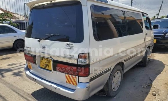 Nunua Ilio tumika Toyota Hiace Nyeupe Gari ndani ya Dar es Salaam nchini Dar es Salaam Nunua Ilio tumika Toyota Hiace Nyeupe Gari ndani ya Dar es Salaam nchini Dar es Salaam