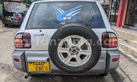 Nunua Ilio tumika Toyota RAV4 Fedha Gari ndani ya Dar es Salaam nchini Dar es Salaam Nunua Ilio tumika Toyota RAV4 Fedha Gari ndani ya Dar es Salaam nchini Dar es Salaam