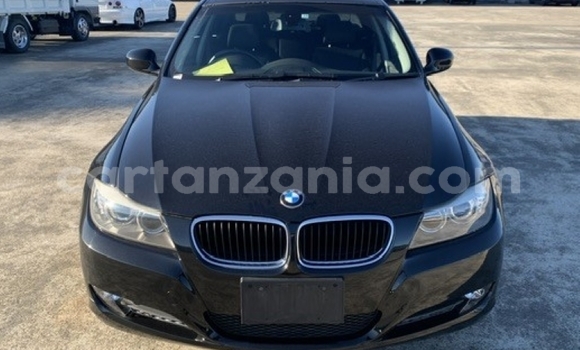 Nunua Imported BMW 3–Series Nyeusi Gari ndani ya Karatu nchini Arusha Nunua Imported BMW 3–Series Nyeusi Gari ndani ya Karatu nchini Arusha