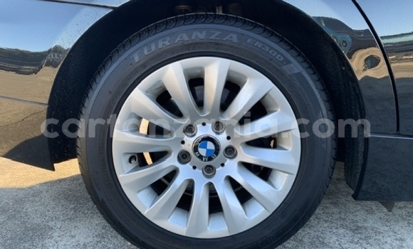 Nunua Imported BMW 3–Series Nyeusi Gari ndani ya Karatu nchini Arusha Nunua Imported BMW 3–Series Nyeusi Gari ndani ya Karatu nchini Arusha