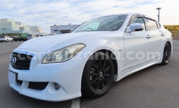 Nunua Imported Nissan Fuga Nyingine Gari ndani ya Dar es Salaam nchini Dar es Salaam Nunua Imported Nissan Fuga Nyingine Gari ndani ya Dar es Salaam nchini Dar es Salaam