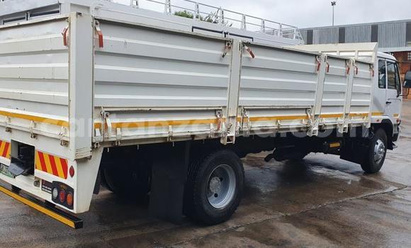 Buy Used Nissan UD White Truck in Dodoma in Dodoma Buy Used Nissan UD White Truck in Dodoma in Dodoma