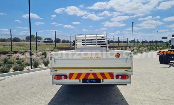 Buy Used Nissan UD White Truck in Dodoma in Dodoma Buy Used Nissan UD White Truck in Dodoma in Dodoma