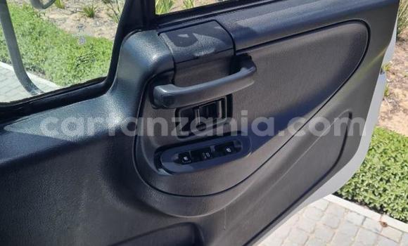 Buy Used Nissan UD White Truck in Dodoma in Dodoma Buy Used Nissan UD White Truck in Dodoma in Dodoma