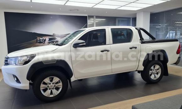 Buy Used Toyota Hilux White Car in Dodoma in Dodoma Buy Used Toyota Hilux White Car in Dodoma in Dodoma
