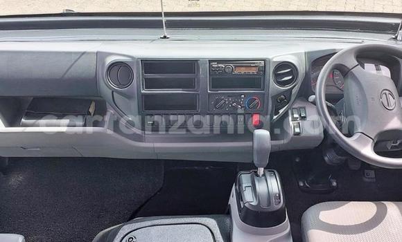 Buy Used Hino 300 Series White Truck in Dodoma in Dodoma Buy Used Hino 300 Series White Truck in Dodoma in Dodoma