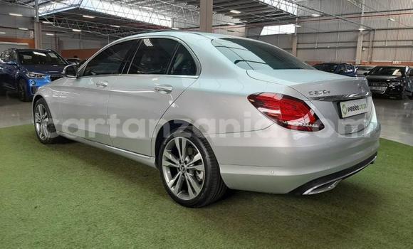 Nunua Ilio tumika Mercedes‒Benz C–Class Fedha Gari ndani ya Dodoma nchini Dodoma Nunua Ilio tumika Mercedes‒Benz C–Class Fedha Gari ndani ya Dodoma nchini Dodoma
