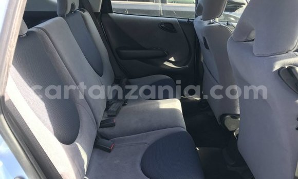 Nunua Ilio tumika Honda FIT Bluu Gari ndani ya Dodoma nchini Dodoma Nunua Ilio tumika Honda FIT Bluu Gari ndani ya Dodoma nchini Dodoma