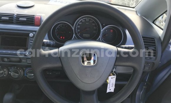 Nunua Ilio tumika Honda FIT Bluu Gari ndani ya Dodoma nchini Dodoma Nunua Ilio tumika Honda FIT Bluu Gari ndani ya Dodoma nchini Dodoma