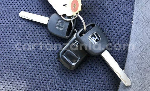 Nunua Ilio tumika Honda FIT Bluu Gari ndani ya Dodoma nchini Dodoma Nunua Ilio tumika Honda FIT Bluu Gari ndani ya Dodoma nchini Dodoma