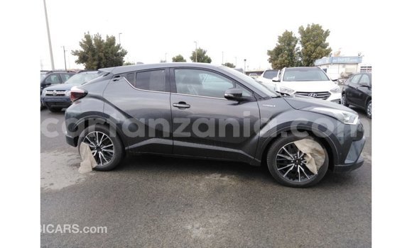 Buy Import Toyota C-HR Other Car in Import - Dubai in Arusha Buy Import Toyota C-HR Other Car in Import - Dubai in Arusha