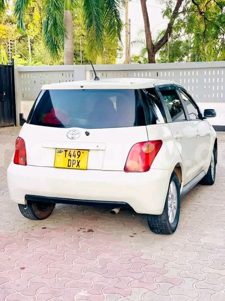 Big with watermark toyota ist kagera biharamulo 27017