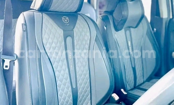 Buy Used Toyota IST White Car in Biharamulo in Kagera Buy Used Toyota IST White Car in Biharamulo in Kagera