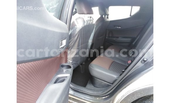 Buy Import Toyota C-HR Other Car in Import - Dubai in Arusha Buy Import Toyota C-HR Other Car in Import - Dubai in Arusha