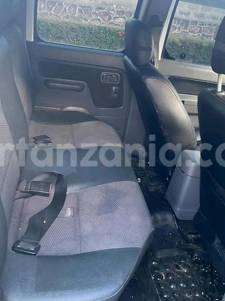 Big with watermark nissan hardbody kagera biharamulo 27023