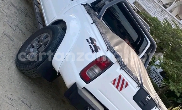 Buy Used Nissan Hardbody White Car in Biharamulo in Kagera Buy Used Nissan Hardbody White Car in Biharamulo in Kagera
