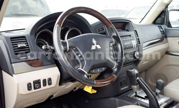 Buy Import Mitsubishi Pajero Black Car in Import - Dubai in Arusha Buy Import Mitsubishi Pajero Black Car in Import - Dubai in Arusha