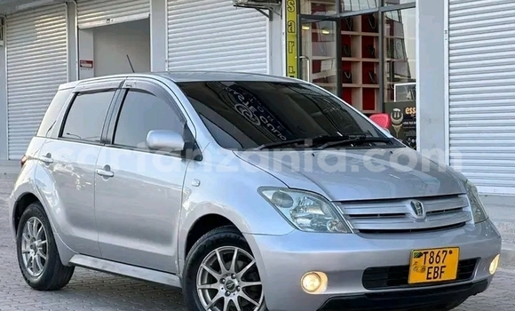 Buy Used Toyota IST Other Car in Bwanga in Kagera Buy Used Toyota IST Other Car in Bwanga in Kagera