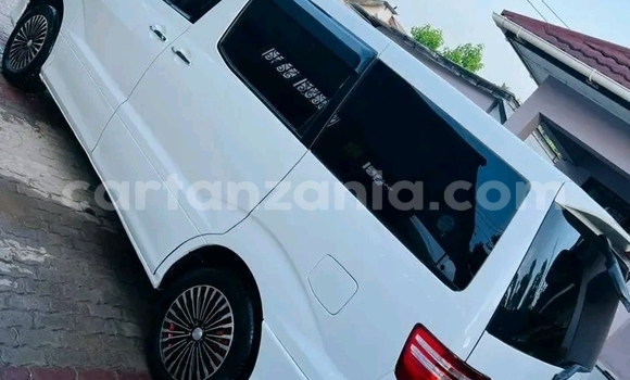 Buy Used Toyota Alphard White Car in Chato in Geita Buy Used Toyota Alphard White Car in Chato in Geita