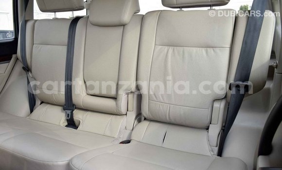 Buy Import Mitsubishi Pajero Black Car in Import - Dubai in Arusha