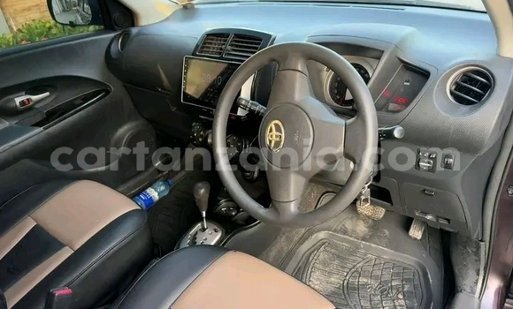 Buy Used Toyota IST Red Car in Dar es Salaam in Dar es Salaam Buy Used Toyota IST Red Car in Dar es Salaam in Dar es Salaam
