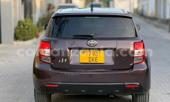 Buy Used Toyota IST Red Car in Dar es Salaam in Dar es Salaam Buy Used Toyota IST Red Car in Dar es Salaam in Dar es Salaam